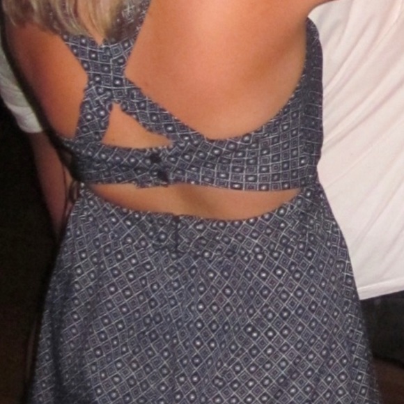 Guess Dress - Picture 2 of 5